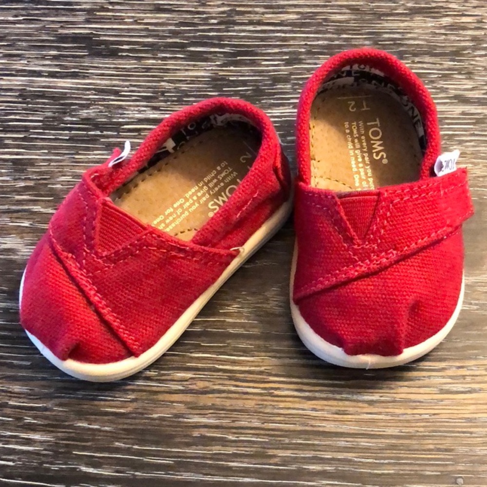 Tiny Toms